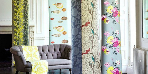 Jak dokonale zavěsit papírové tapety: vyhnout se běžným chybám a jemnostem procesu od odborníků